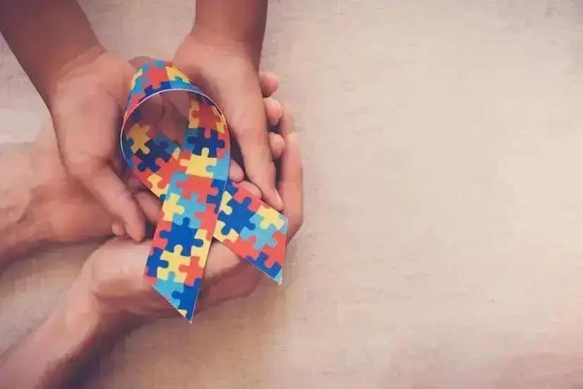 Diagnóstico Tardio de Autismo: Benefício de R$ 1.518 que Você Precisa Conhecer